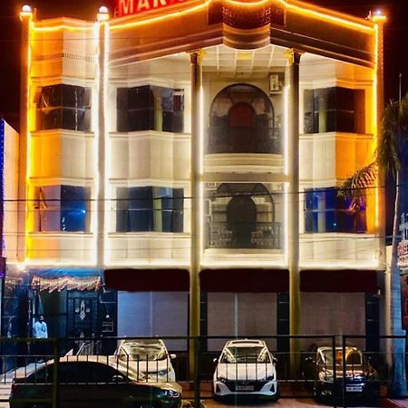 Hotel Mark Ujjain Extérieur photo