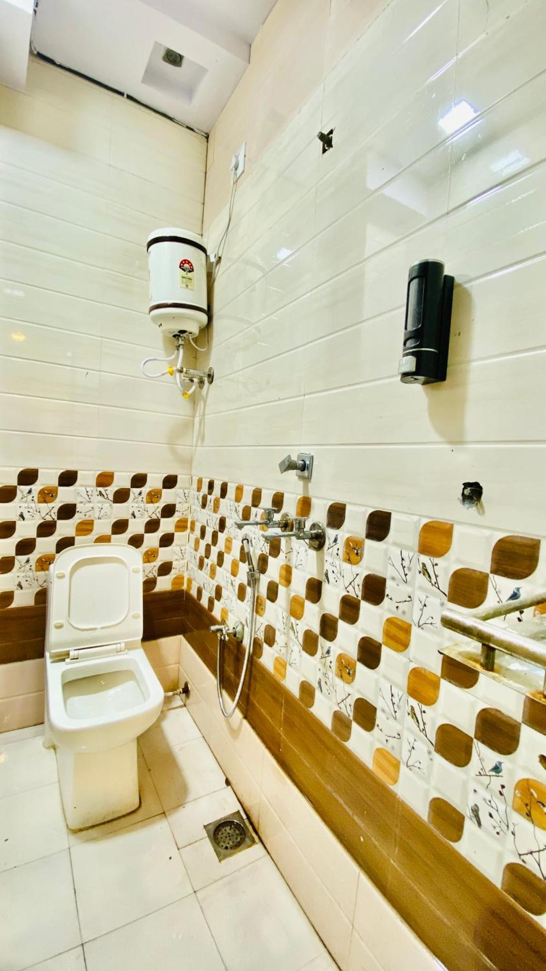 Hotel Mark Ujjain Extérieur photo