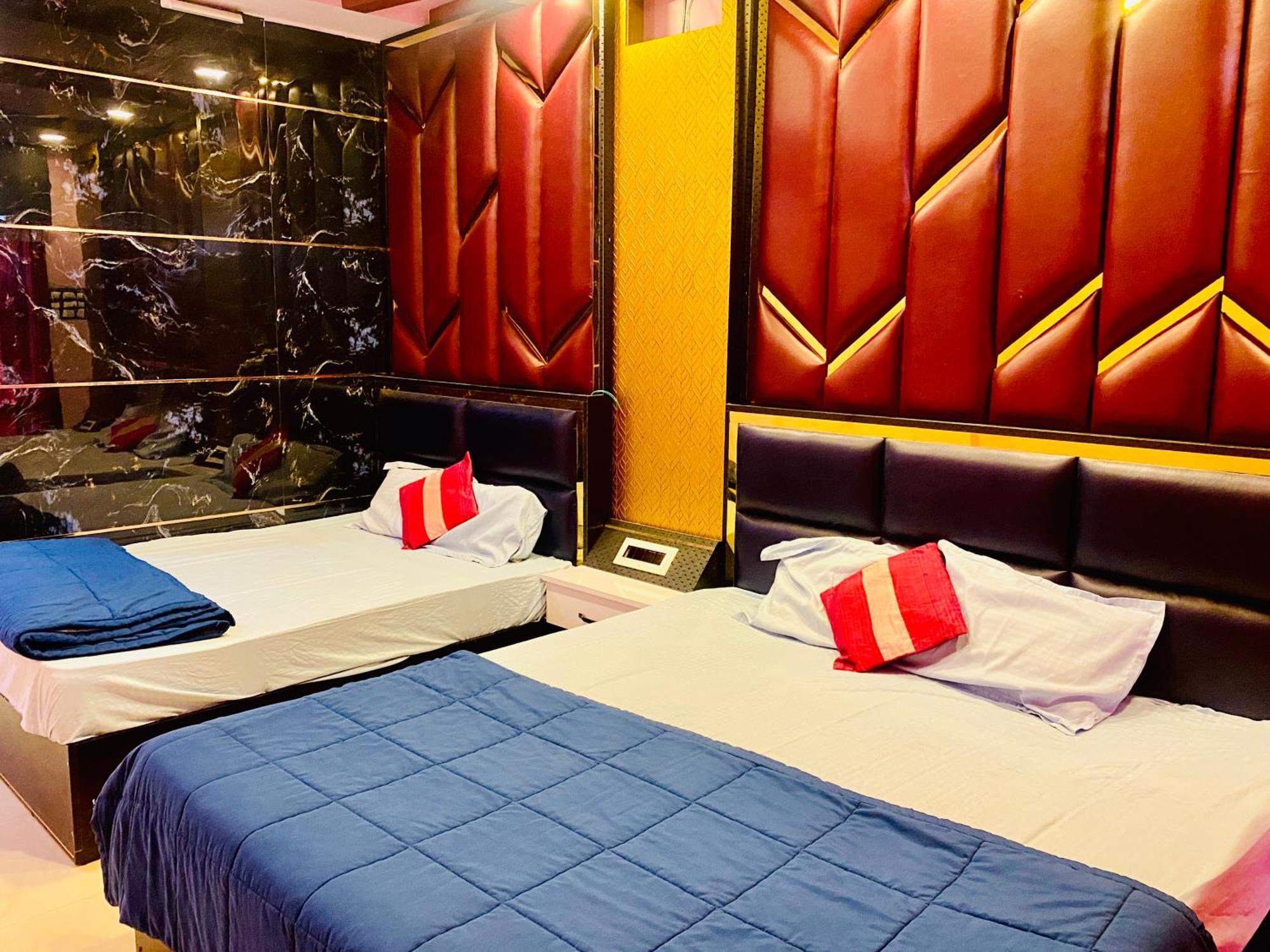 Hotel Mark Ujjain Extérieur photo