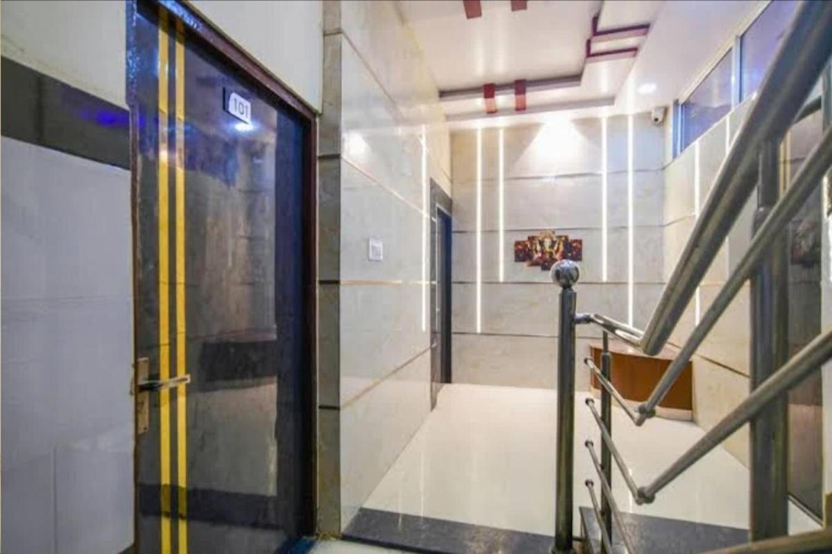 Hotel Mark Ujjain Extérieur photo